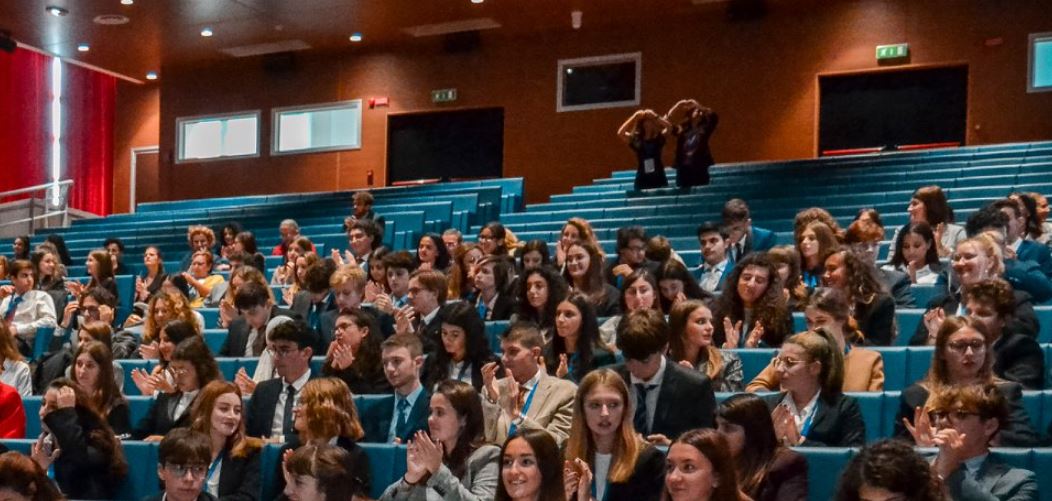 Model European Parliament: studenti e scuole ad alto valore sociale